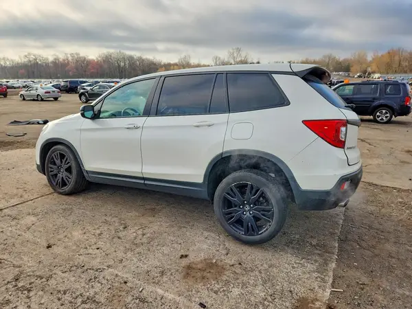 5FNYF8H59KB011535 2019 HONDA PASSPORT - Image 2