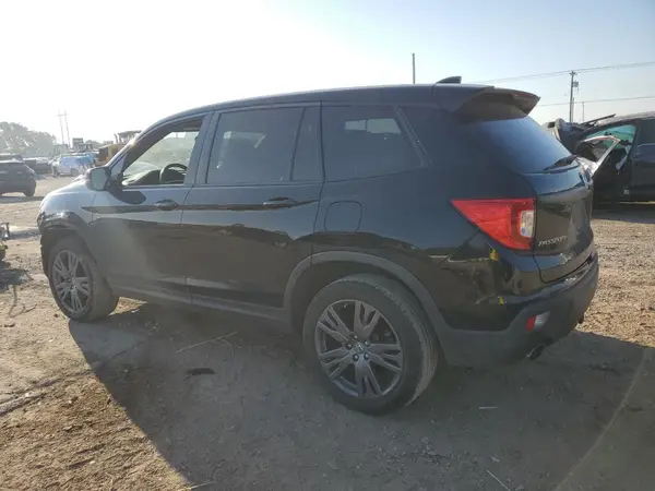 5FNYF8H59KB017402 2019 HONDA PASSPORT - Image 2