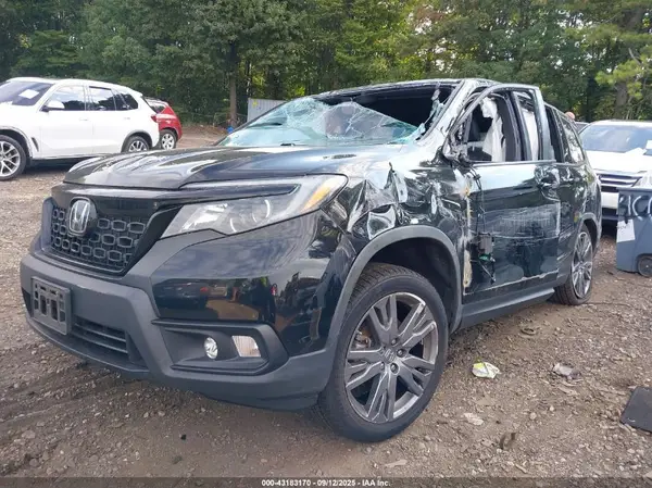 5FNYF8H59LB003002 2020 HONDA PASSPORT - Image 2