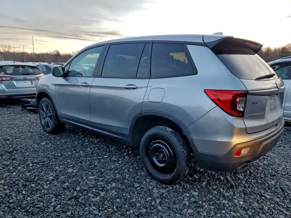 5FNYF8H59LB008121 2020 HONDA PASSPORT - Image 2