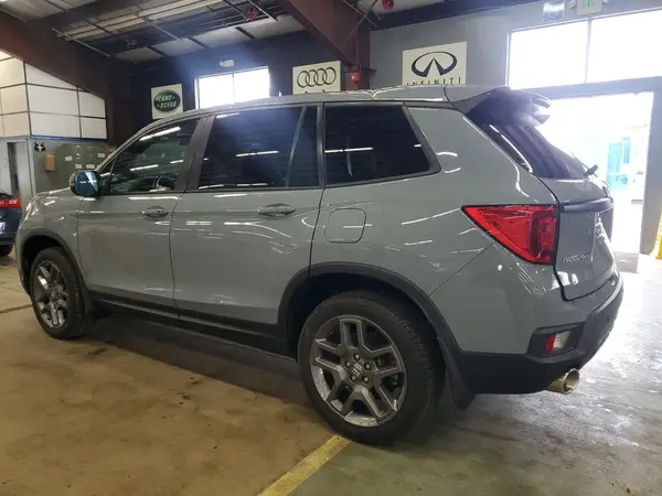 5FNYF8H59NB000975 2022 HONDA PASSPORT - Image 2