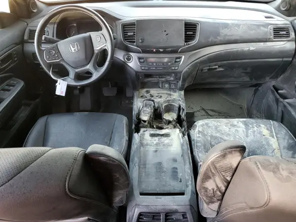5FNYF8H59NB018425 2022 HONDA PASSPORT - Image 8