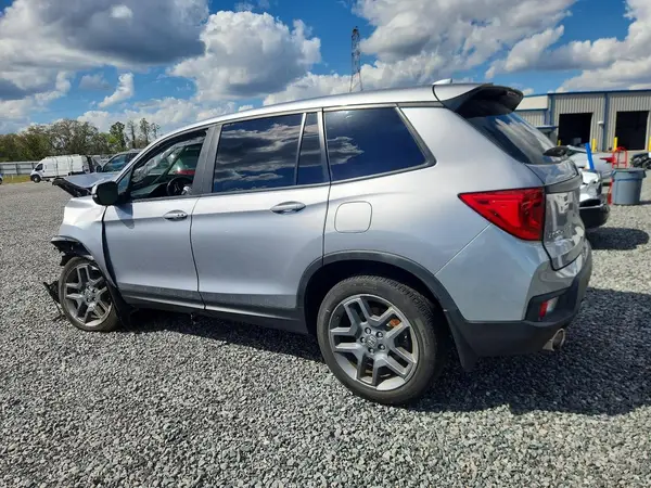 5FNYF8H59NB022426 2022 HONDA PASSPORT - Image 2