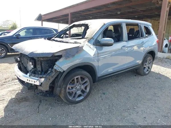 5FNYF8H59PB002373 2023 HONDA PASSPORT - Image 2
