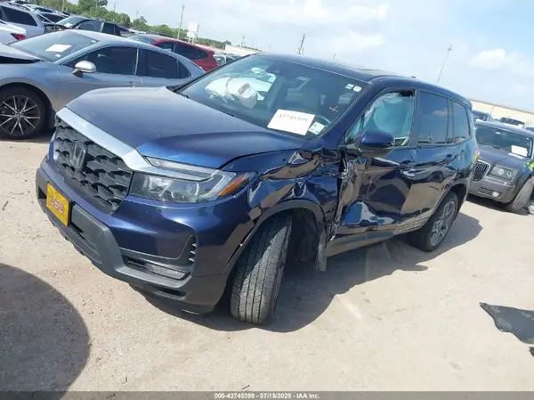 5FNYF8H59PB018864 2023 HONDA PASSPORT - Image 2