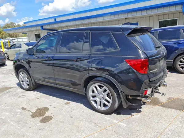 5FNYF8H59RB004725 2024 HONDA PASSPORT - Image 2