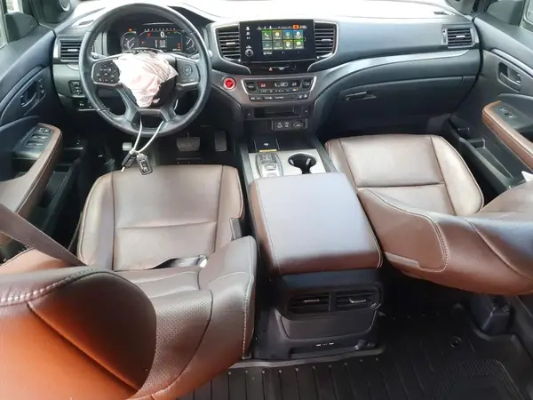 5FNYF8H59RB004725 2024 HONDA PASSPORT - Image 8