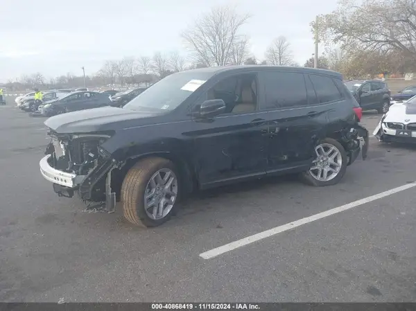 5FNYF8H59RB007673 2024 HONDA PASSPORT - Image 2