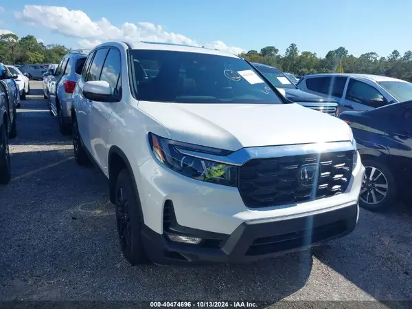 5FNYF8H59RB007902 2024 HONDA PASSPORT - Image 1