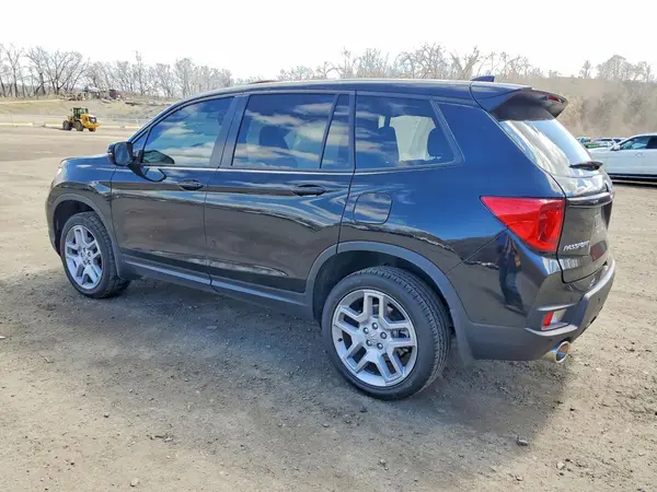5FNYF8H59RB011870 2024 HONDA PASSPORT - Image 2