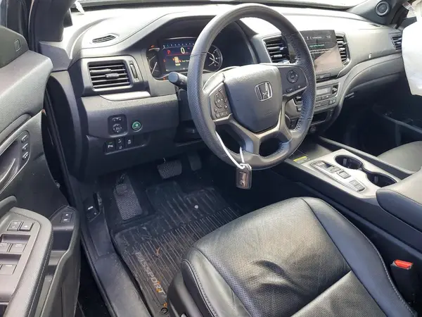 5FNYF8H59RB011870 2024 HONDA PASSPORT - Image 8