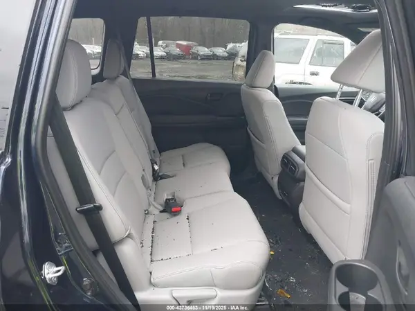 5FNYF8H59SB000020 2025 HONDA PASSPORT - Image 8