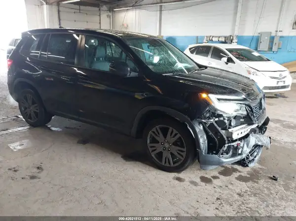 5FNYF8H5XLB005518 2020 HONDA PASSPORT - Image 1