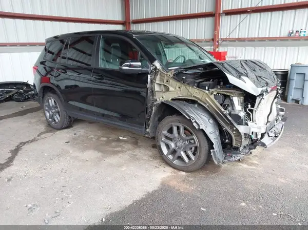 5FNYF8H5XPB021370 2023 HONDA PASSPORT - Image 1