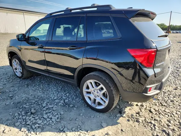 5FNYF8H5XRB013031 2024 HONDA PASSPORT - Image 2
