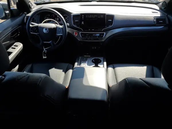 5FNYF8H5XRB018813 2024 HONDA PASSPORT - Image 8