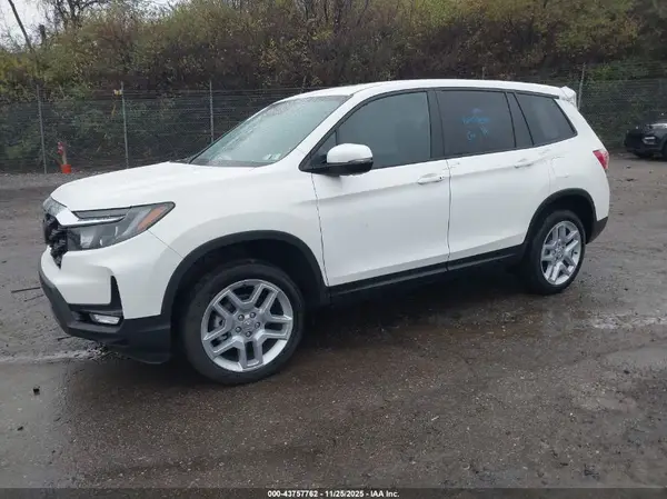 5FNYF8H5XSB011348 2025 HONDA PASSPORT - Image 2