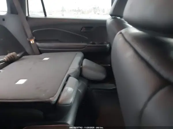 5FNYF8H5XSB011348 2025 HONDA PASSPORT - Image 8