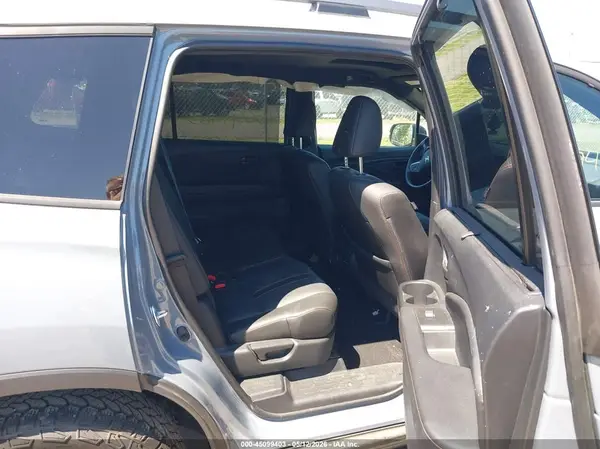 5FNYF8H60SB009682 2025 HONDA PASSPORT - Image 8