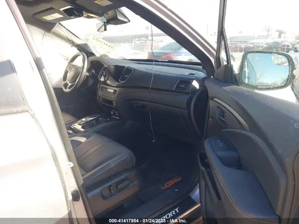 2022 HONDA PASSPORT IAAI lot 41417954 auction photo 5