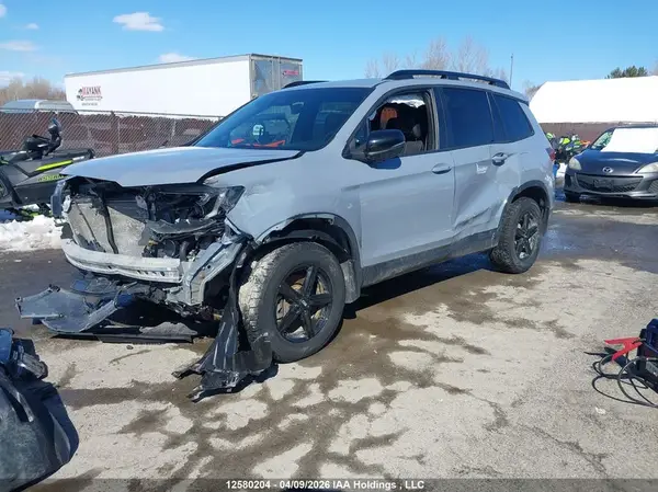 5FNYF8H61PB500348 2023 HONDA PASSPORT - Image 2