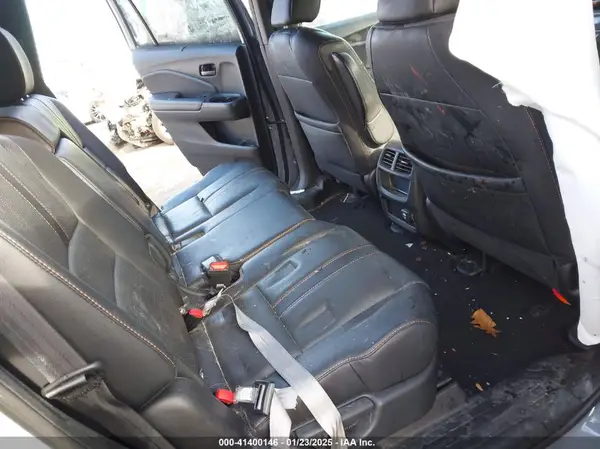 5FNYF8H62NB011535 2022 HONDA PASSPORT - Image 8