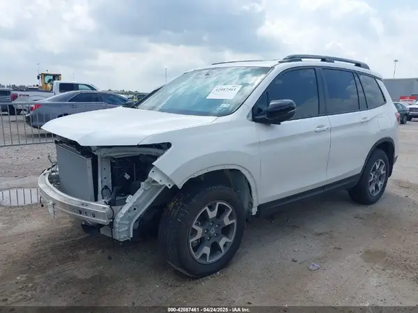 5FNYF8H62PB024269 2023 HONDA PASSPORT - Image 2