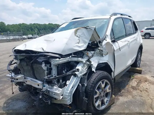 5FNYF8H62PB043341 2023 HONDA PASSPORT - Image 2