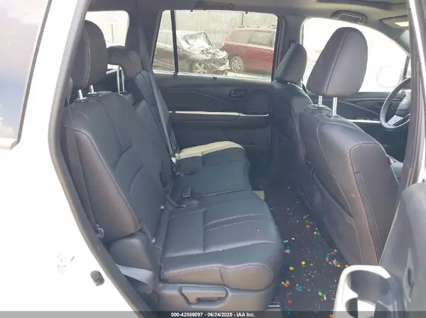 5FNYF8H62RB016417 2024 HONDA PASSPORT - Image 8