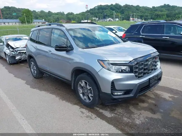 5FNYF8H63NB004805 2022 HONDA PASSPORT - Image 1