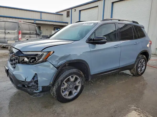 5FNYF8H63PB017797 2023 HONDA PASSPORT - Image 1