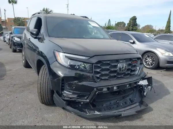 5FNYF8H63PB033062 2023 HONDA PASSPORT - Image 1
