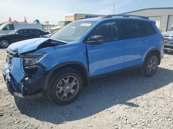 5FNYF8H63RB007483 2024 HONDA PASSPORT - Image 1