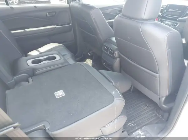5FNYF8H63RB009699 2024 HONDA PASSPORT - Image 8