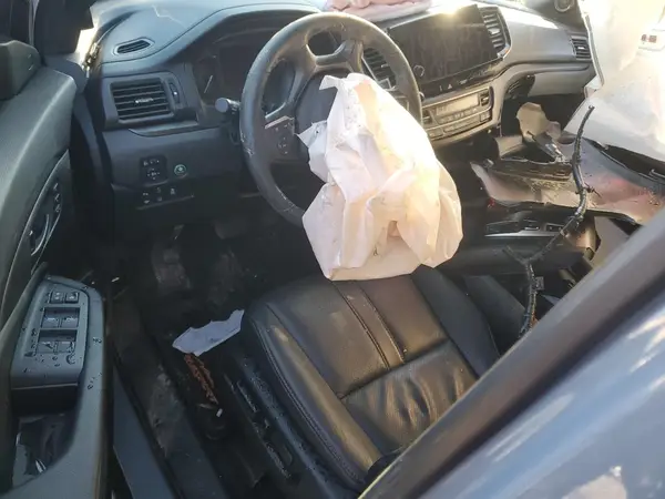 5FNYF8H65PB003562 2023 HONDA PASSPORT - Image 8