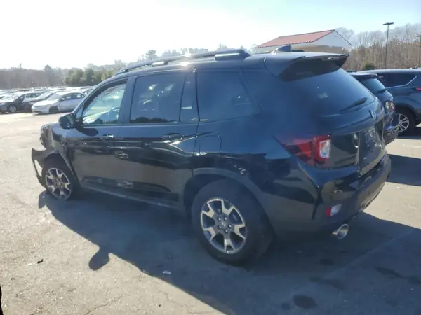 5FNYF8H65PB018465 2023 HONDA PASSPORT - Image 2