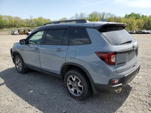 5FNYF8H65PB040191 2023 HONDA PASSPORT - Image 2