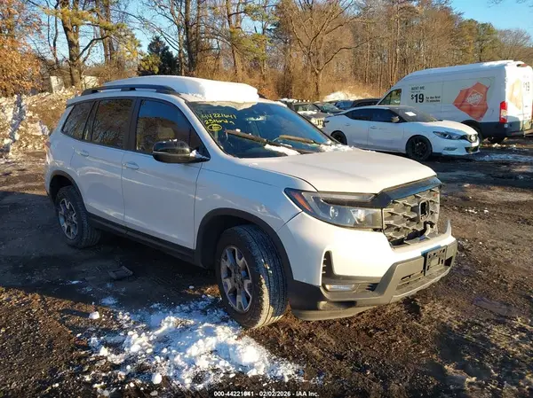 5FNYF8H65PB041535 2023 HONDA PASSPORT - Image 1