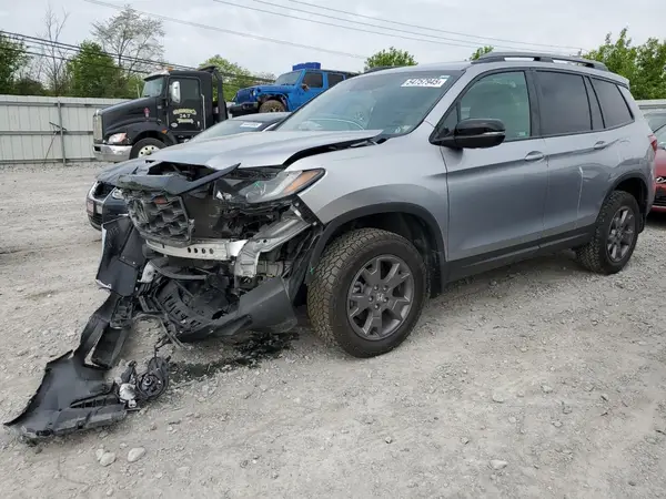 5FNYF8H65RB001572 2024 HONDA PASSPORT - Image 1