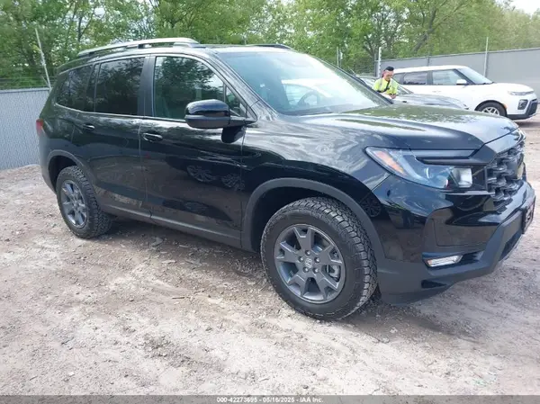 5FNYF8H65SB006177 2025 HONDA PASSPORT - Image 1