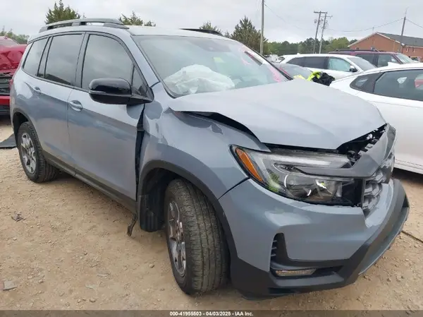 5FNYF8H66PB032309 2023 HONDA PASSPORT - Image 1