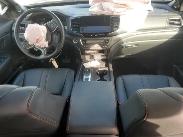 5FNYF8H66RB016565 2024 HONDA PASSPORT - Image 8