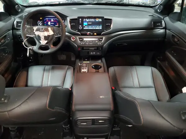 5FNYF8H66RB019093 2024 HONDA PASSPORT - Image 8