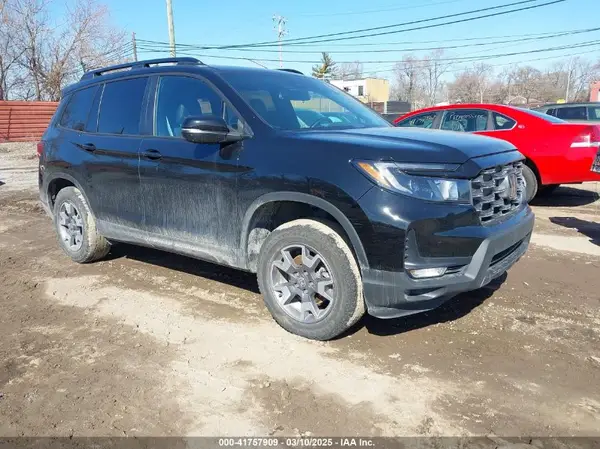 5FNYF8H67PB042153 2023 HONDA PASSPORT - Image 1