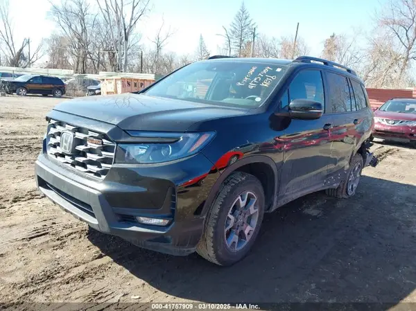 5FNYF8H67PB042153 2023 HONDA PASSPORT - Image 2