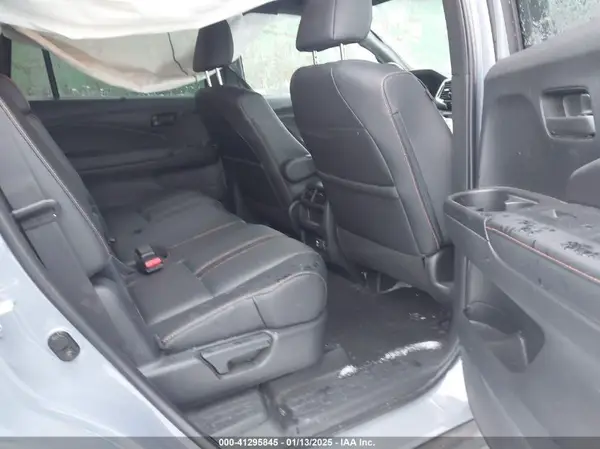5FNYF8H68NB002838 2022 HONDA PASSPORT - Image 8