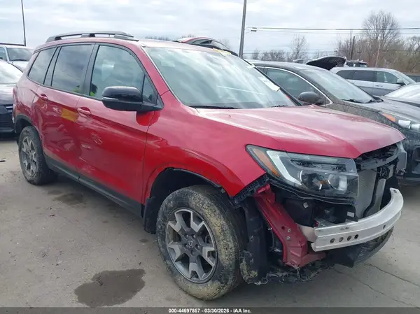 5FNYF8H68NB015329 2022 HONDA PASSPORT - Image 1