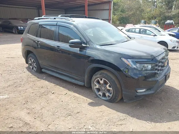 5FNYF8H68NB032163 2022 HONDA PASSPORT - Image 1