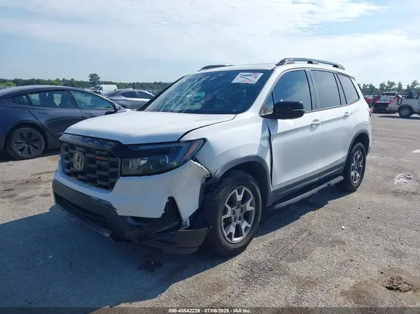 5FNYF8H68PB002907 2023 HONDA PASSPORT - Image 2