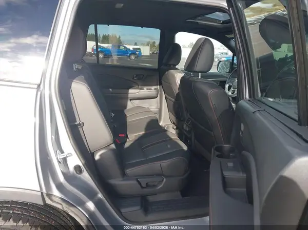 5FNYF8H68PB022591 2023 HONDA PASSPORT - Image 8